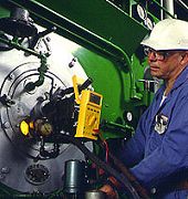 Fluke 27 数字/模拟多用表